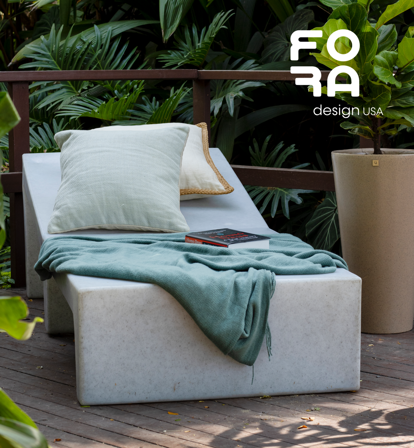 Soleil Pool Chair
