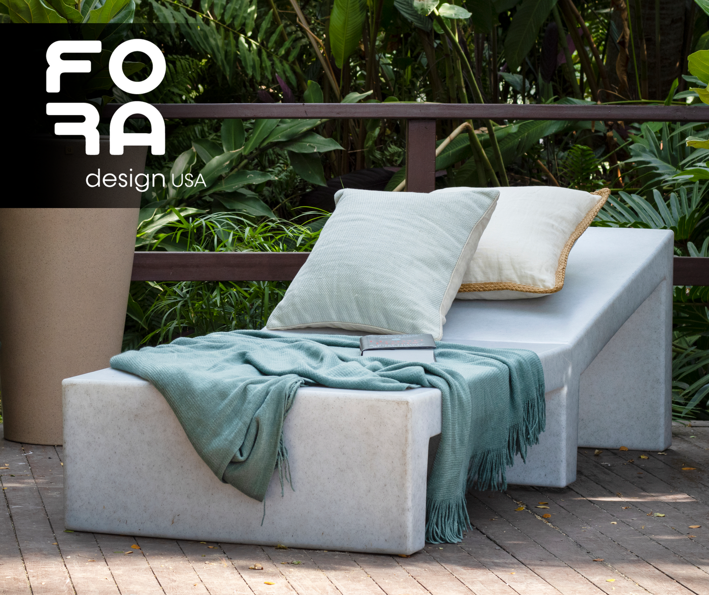 Soleil Pool Chair